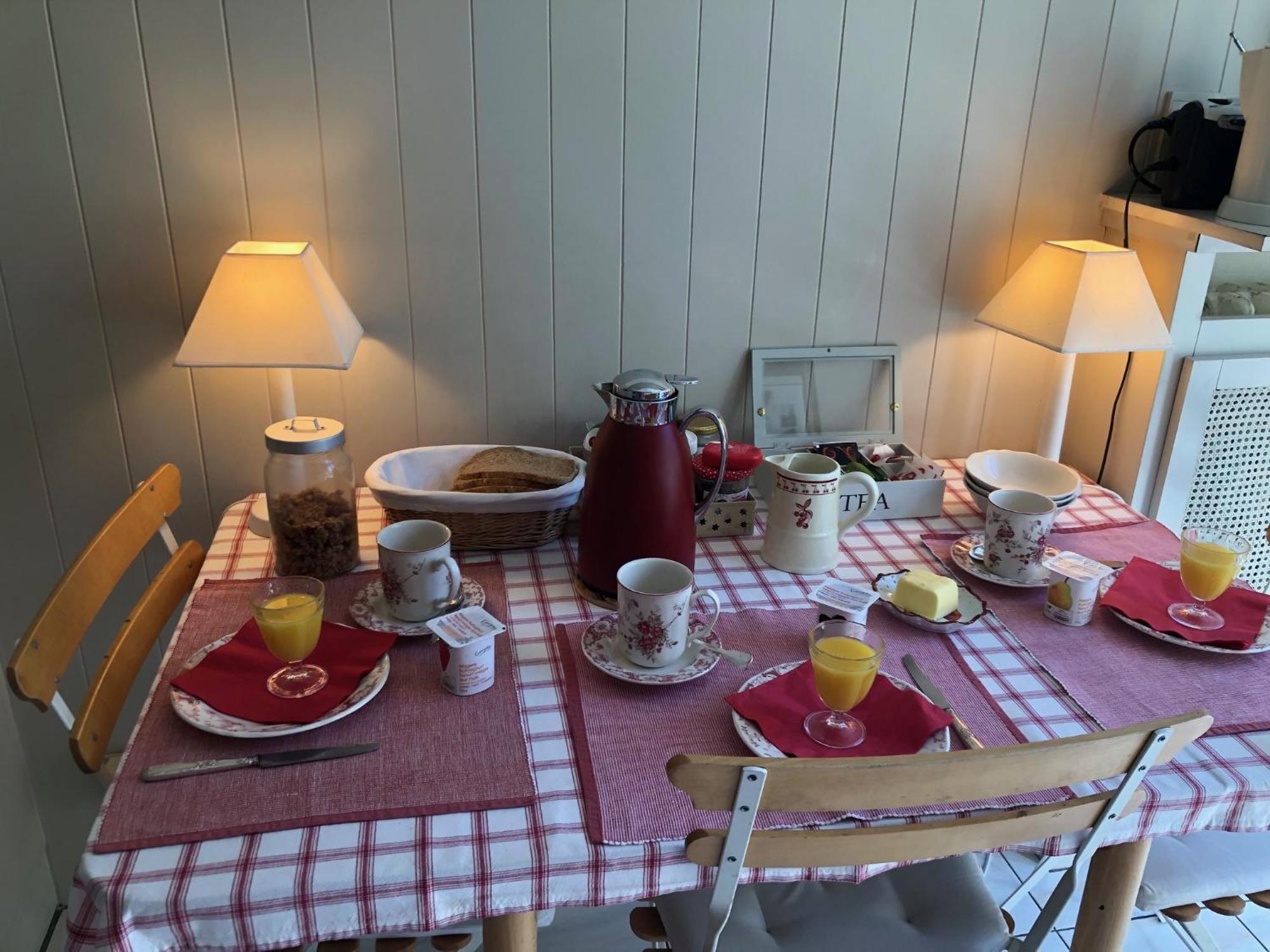 B&B Capitaine Piret Woluwe-Saint-Lambert Eksteriør billede